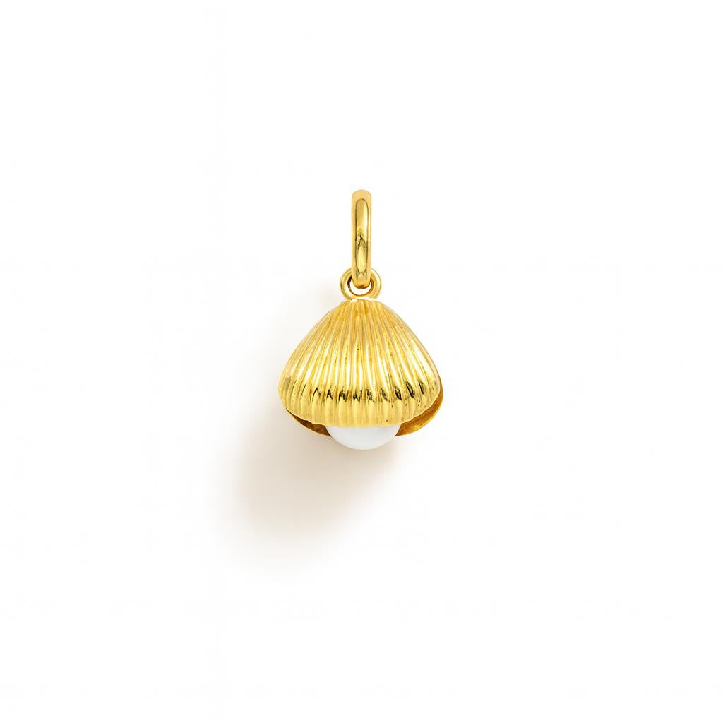 Charm Conchiglia in Oro Giallo e Perla