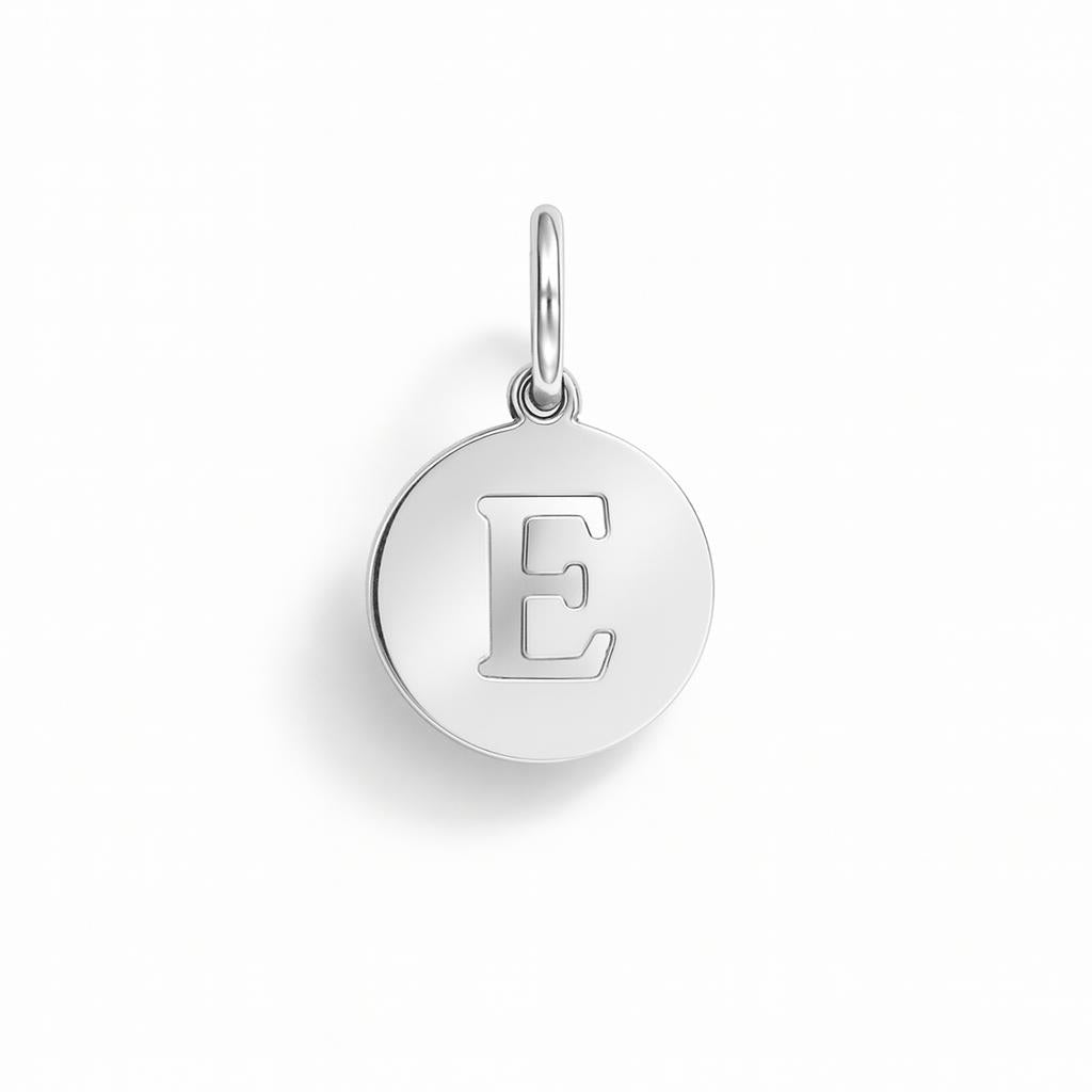 Charm Lettera E in Oro Bianco – Modello 4