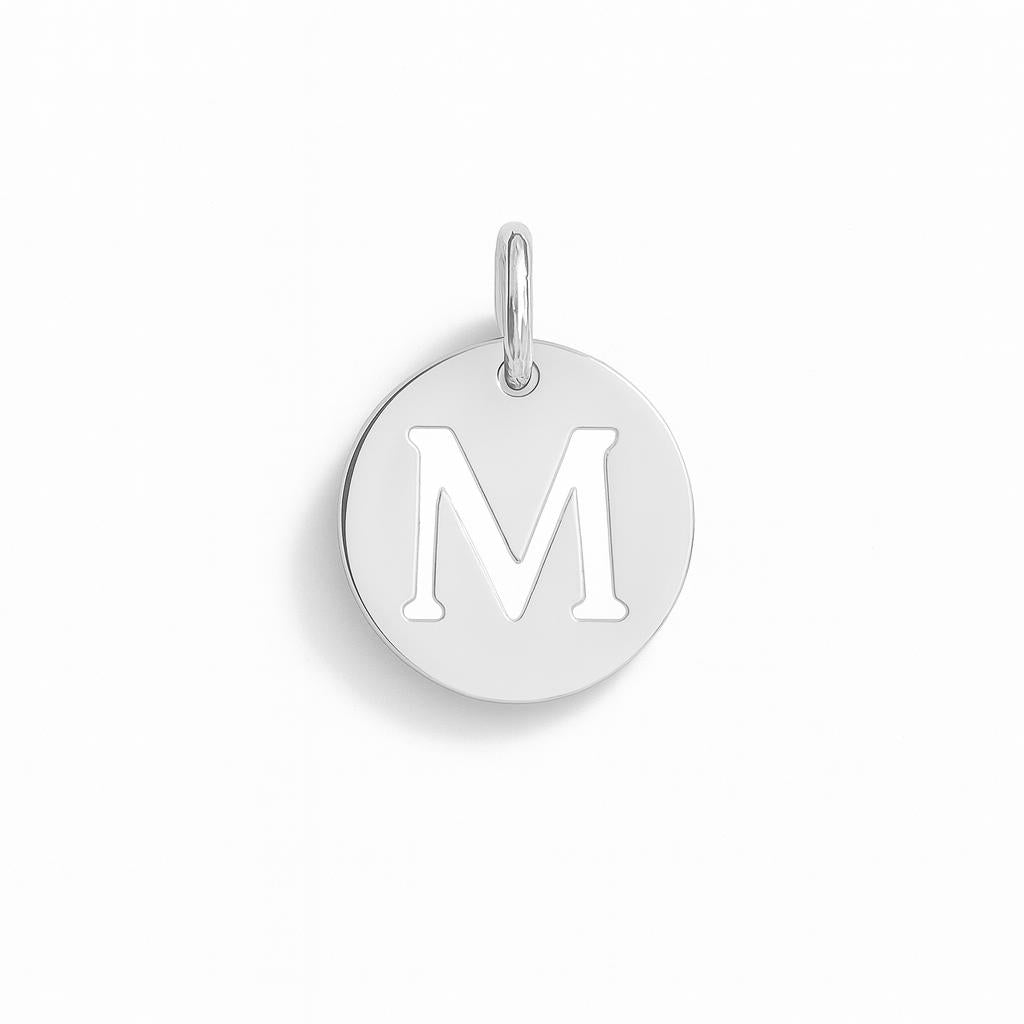 Charm Lettera M in Oro Bianco – Modello 4