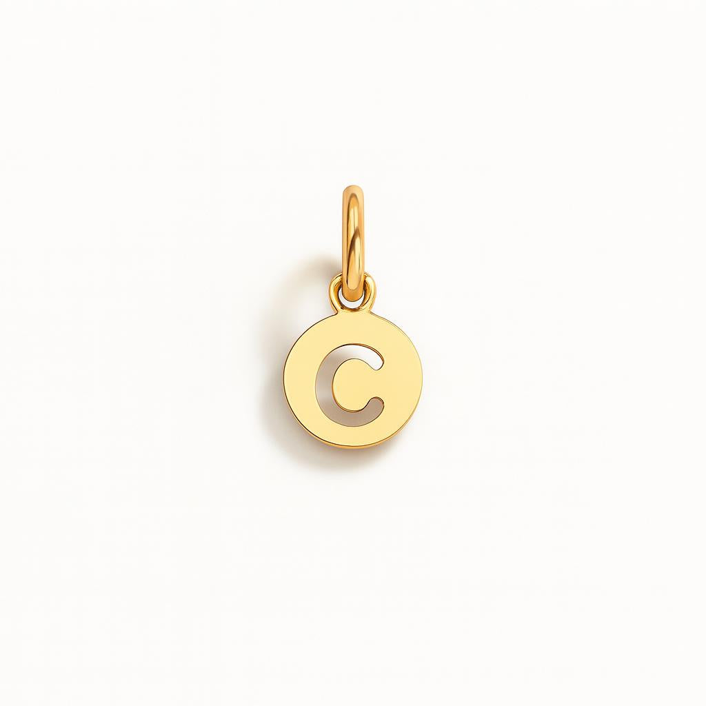 Charm Lettera C in Oro Giallo – Modello 3