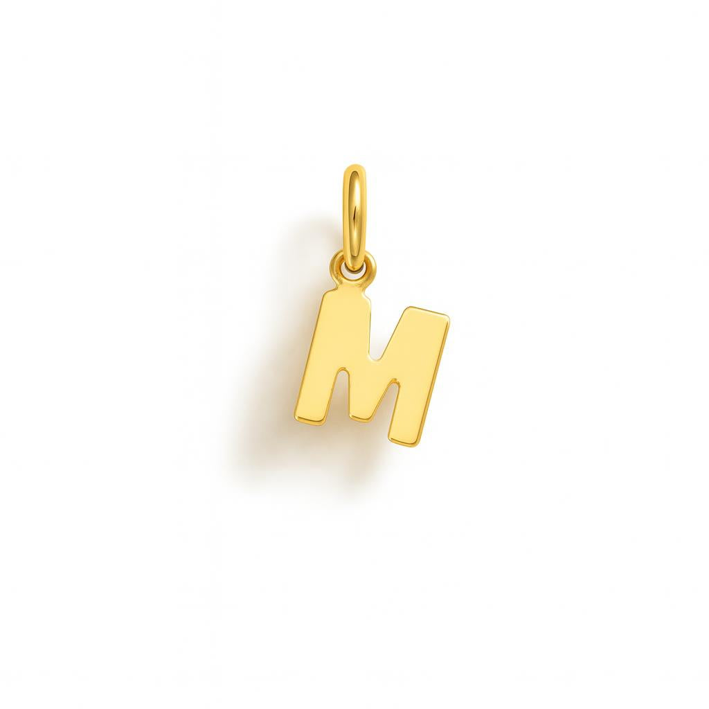Charm Lettera M in Oro Giallo – Modello 1