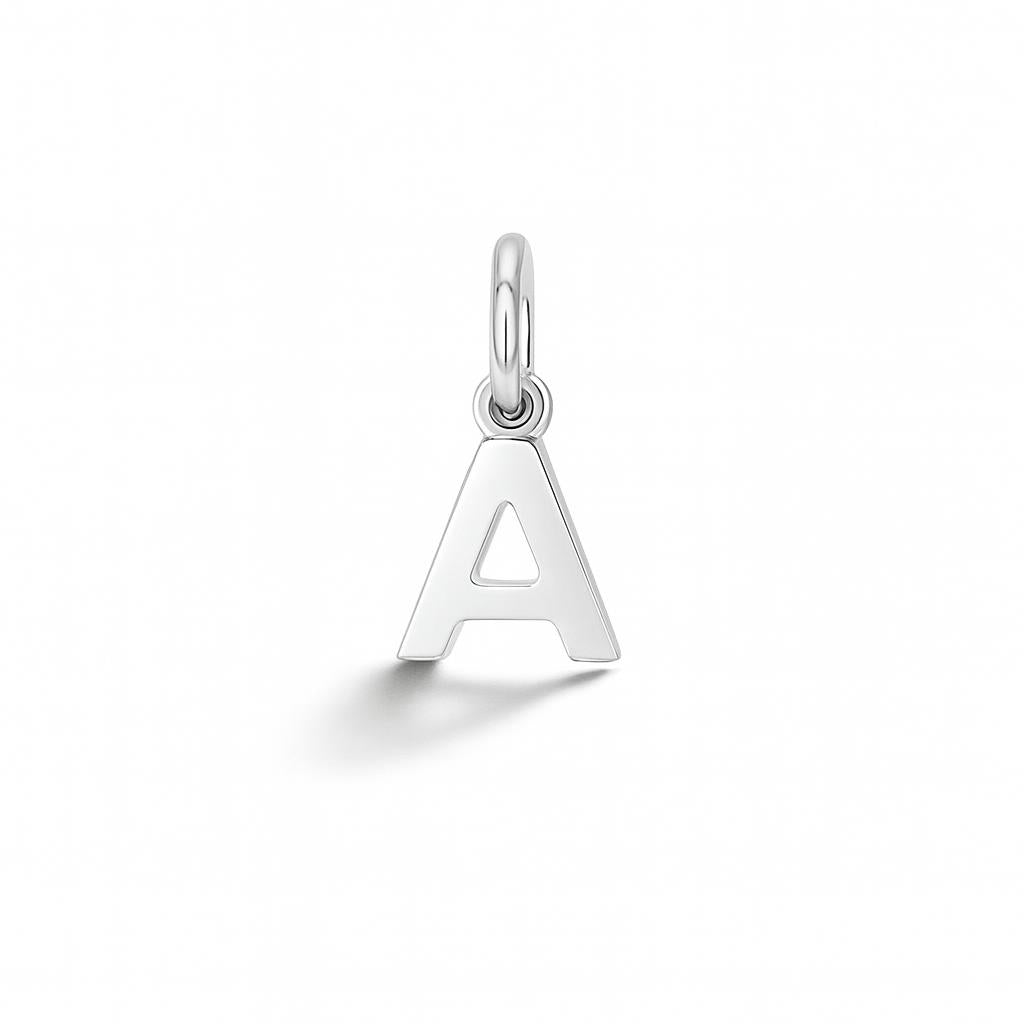 Charm Lettera A in Oro Bianco – Modello 1