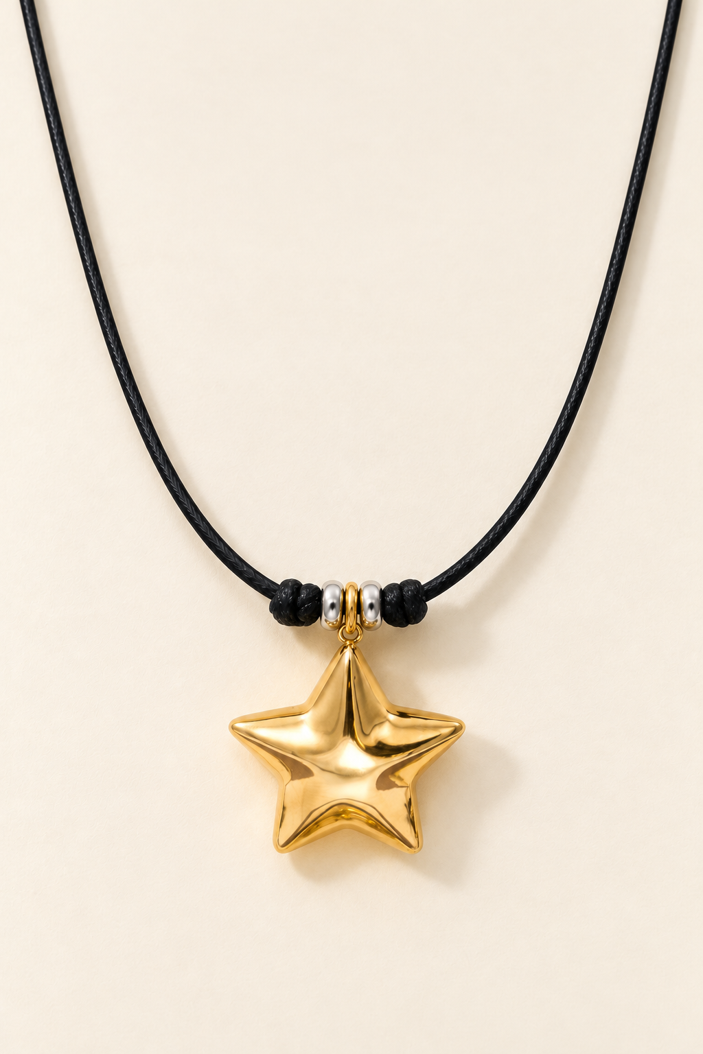 Collana Stella su Cordino - Oro Giallo 9 kt | Facco Gioielli